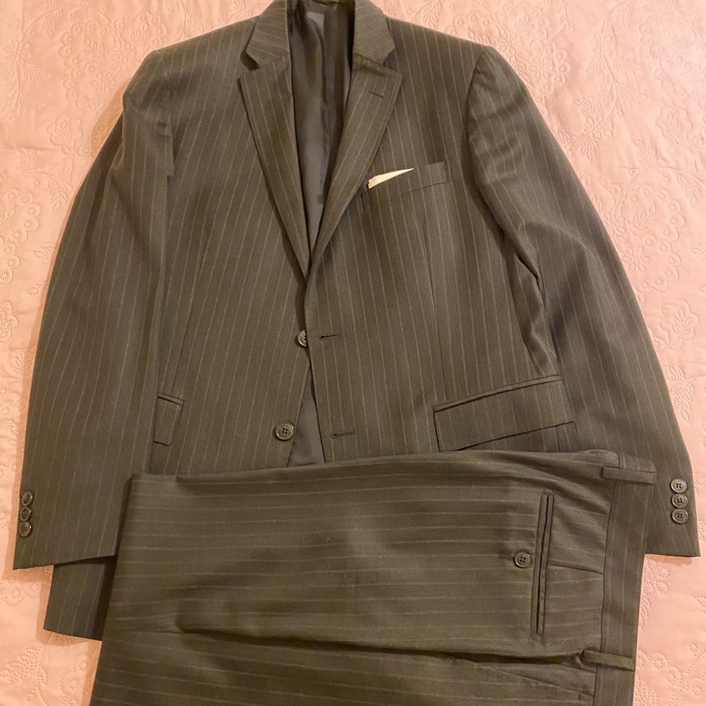 Versace size 52 R Men Suit .. Authentic ..Just worn twice